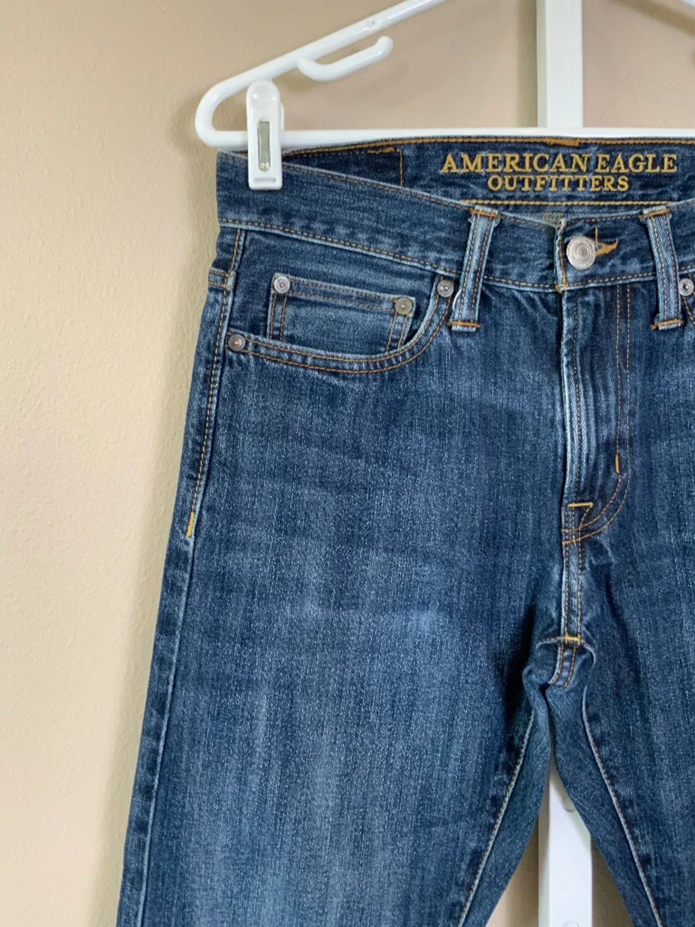 American Eagle Distressed Wash Slim Jeans